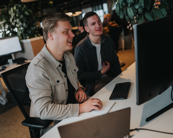 Frontend developers van Arcady werken samen aan gebruiksvriendelijke en moderne webapplicaties