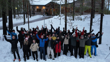Arcady team in de sneeuw tijdens 10-jarig jubileum in Lapland